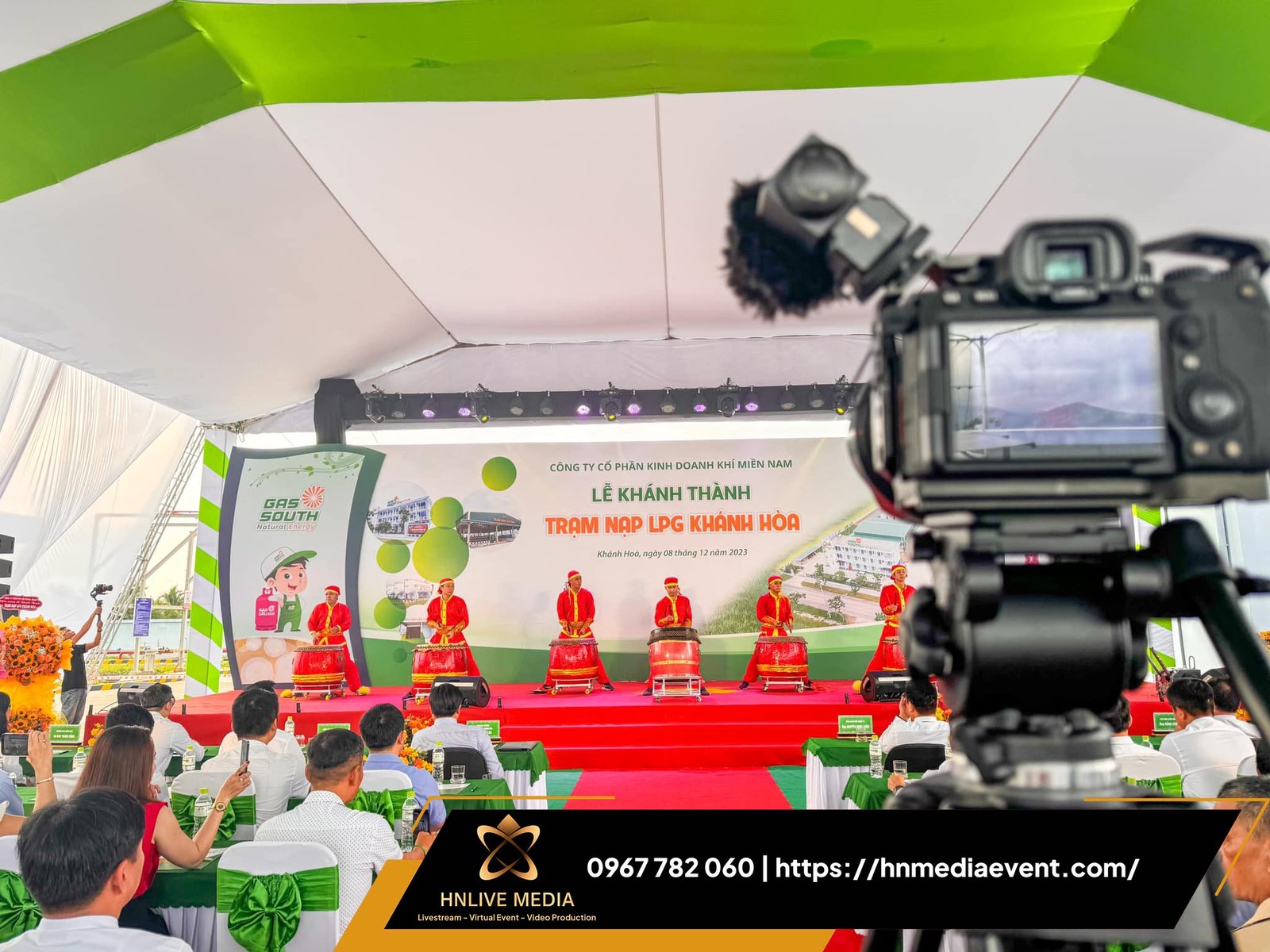 Dịch Vụ Quay Phim Chụp Ảnh Lễ Khai Trương chuyên nghiệp 2