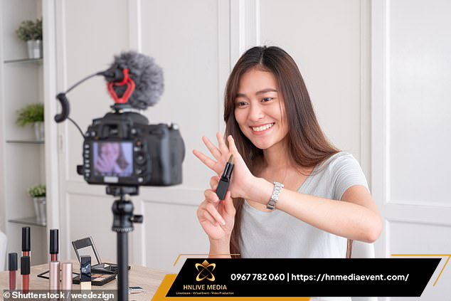 Dịch vụ livestream bán quần áo giá rẻ chuyên nghiệp tại HNLive Media