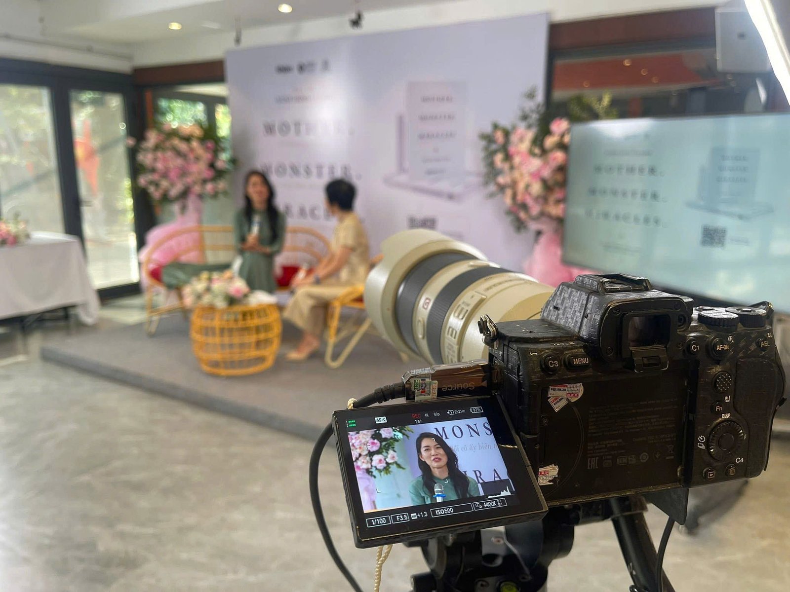 Dịch Vụ Ghi Hình Podcast 1